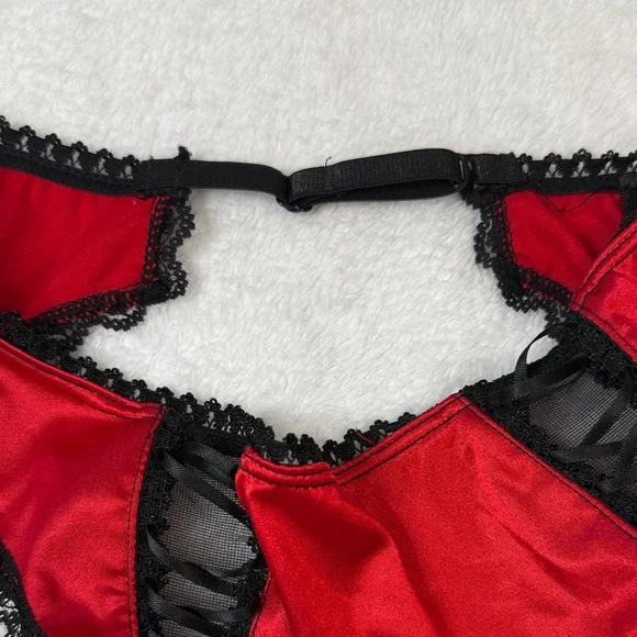 3 Pc Lace Garter Belt bundle - Picture 8 of 15